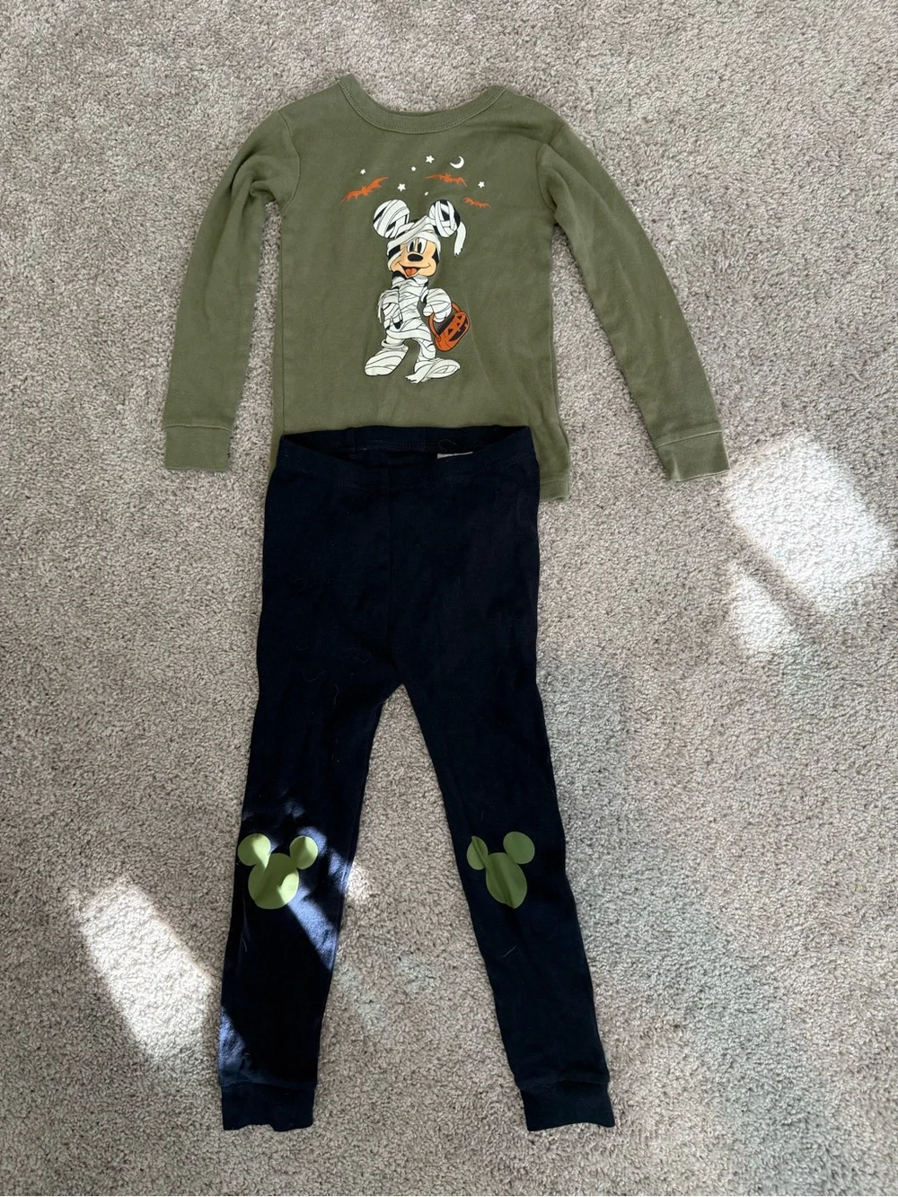GAP Olive Green and Black Mickey Leggings Set